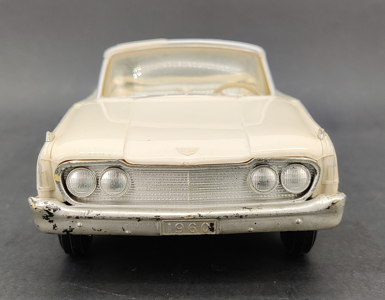 AMT 1960 Ford Sunliner Promo - Spotlight Hobbies