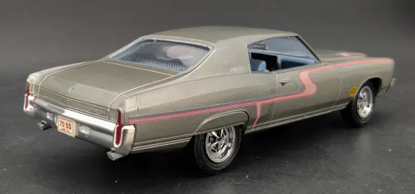 AMT/Premium Hobbies 1970 Chevy Monte Carlo SS 454 1:25 Scale