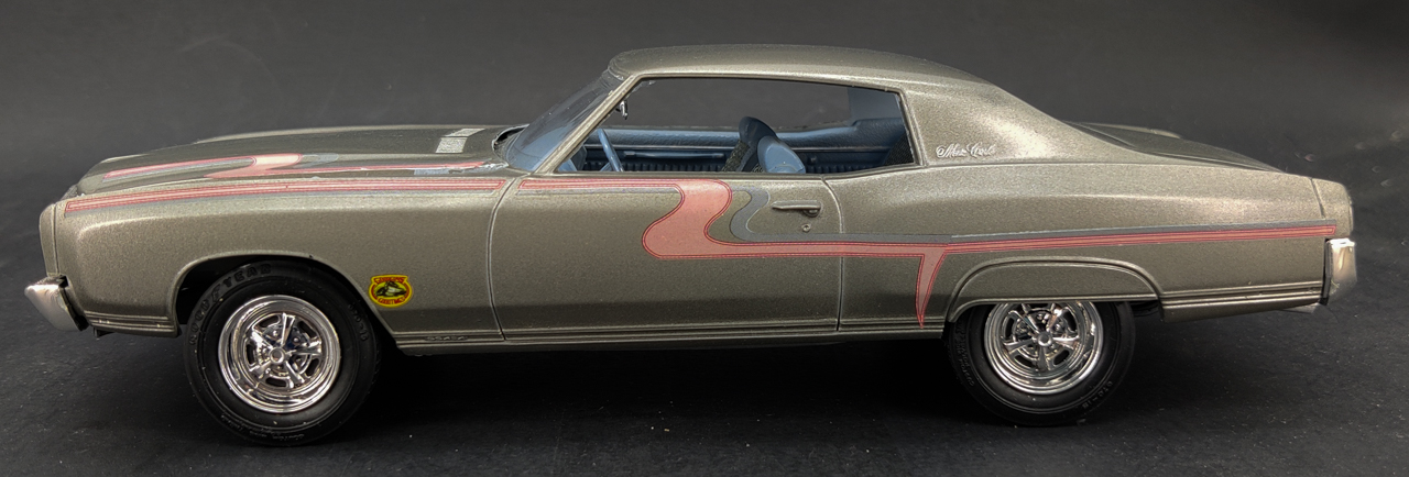 AMT/Premium Hobbies 1970 Chevy Monte Carlo SS 454 1:25 Scale