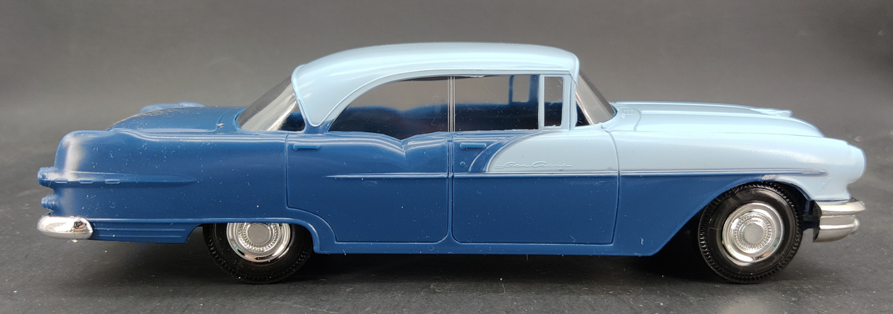 JoHan X-EL 1956 Pontiac 4-Door Hardtop Promo - Spotlight Hobbies